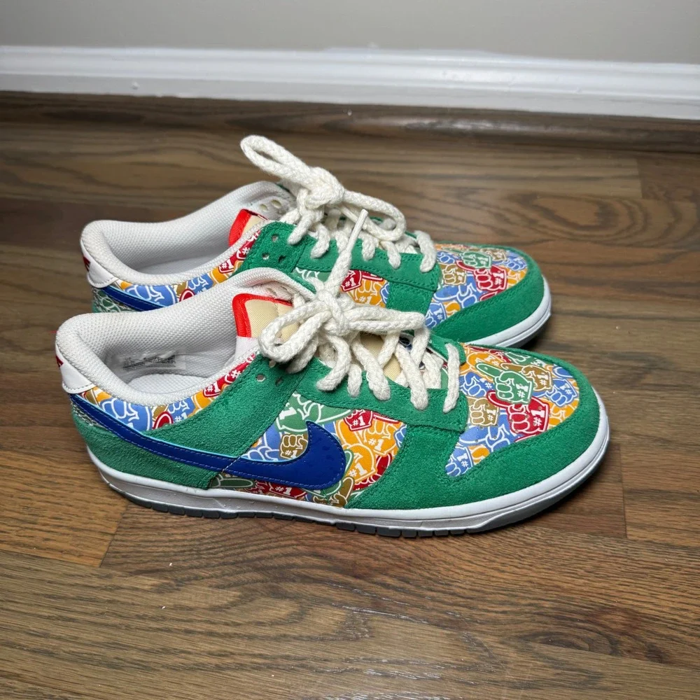 Nike Dunk Low GS 7Y Green Blue Multi Foam Finger DZ5299-300 Sports Sneaker